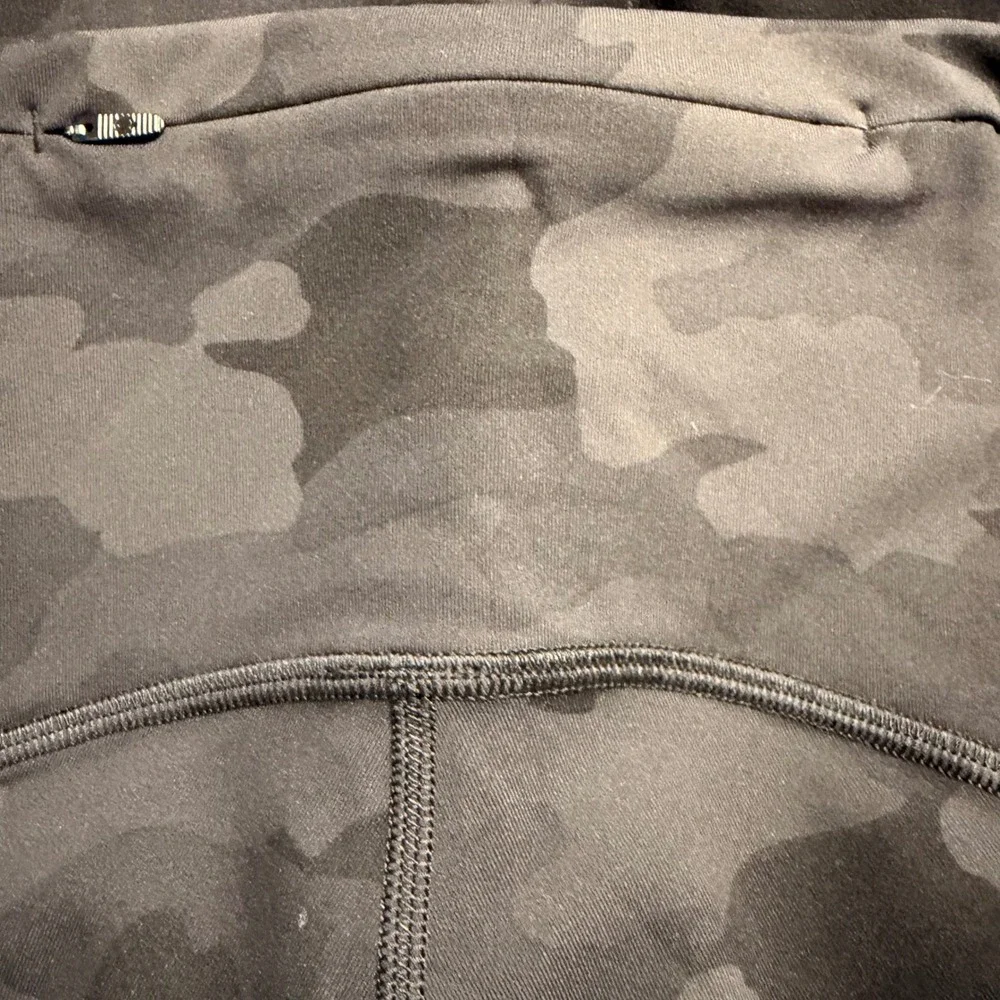 Lululemon Swift Speed High-Rise Tight 25 Camo Deep Coal Multi Gray Leggings 6